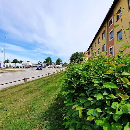 Broholm Bed&Breakfast Bed & Breakfast Lidkoping Exterior photo